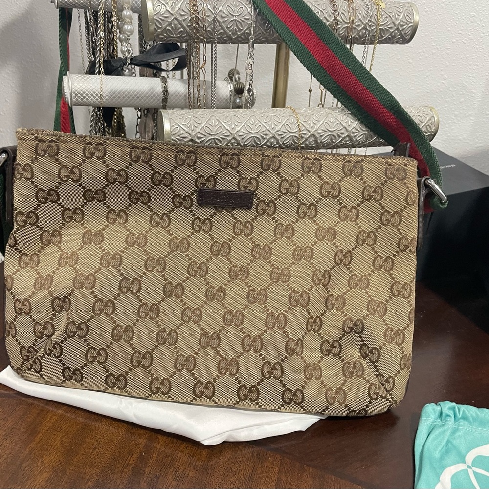 Gucci Crossover